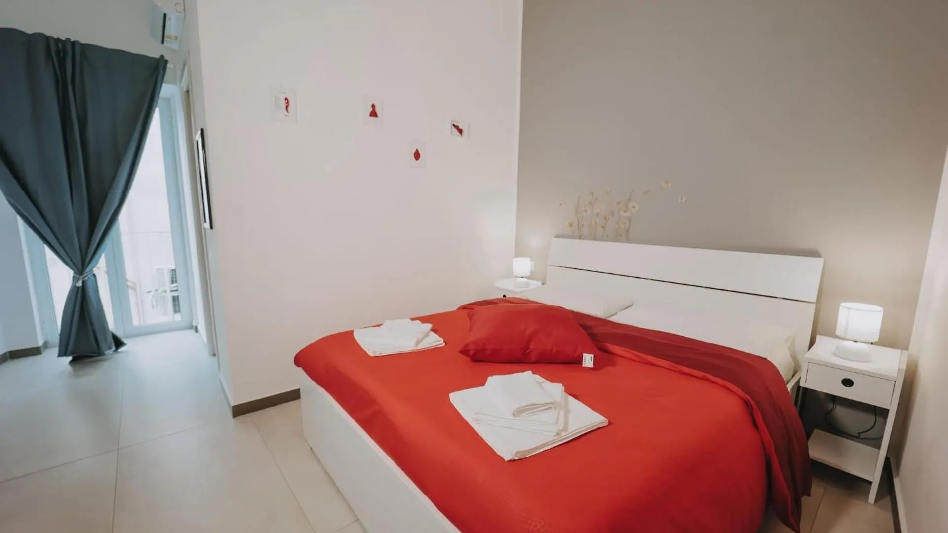 Donna Sofi Bed & Breakfast Naples